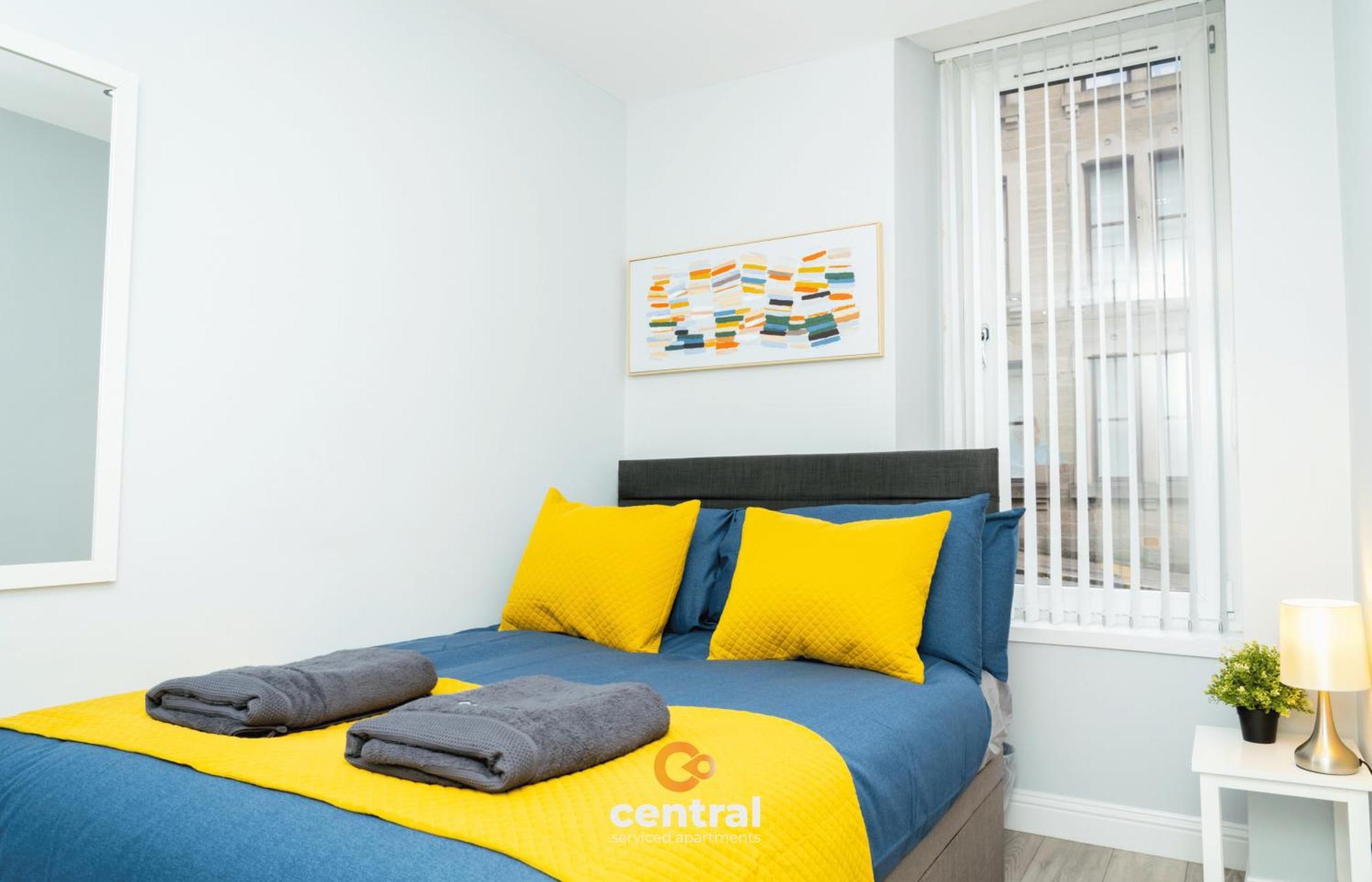 Central Serviced Apartments - 2 Bedroom - Ground Floor - Monthly & Weekly Bookings Welcome - Free Street Parking - 2 Double Beds - Wifi - Smart Tvs In Rooms - Fully Equipped - Heating 24-7 - Contractor & Short Stay Favourite Dundee Exterior foto